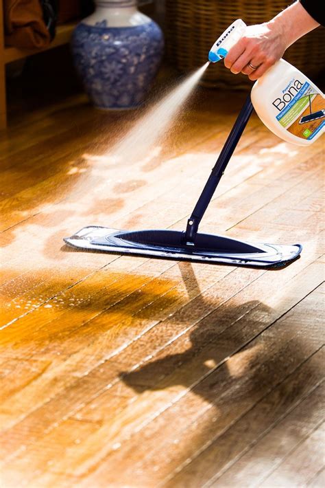Clean Your Appliances with Ease: The Bulky Magic Eraser's Cleaning Superpowers